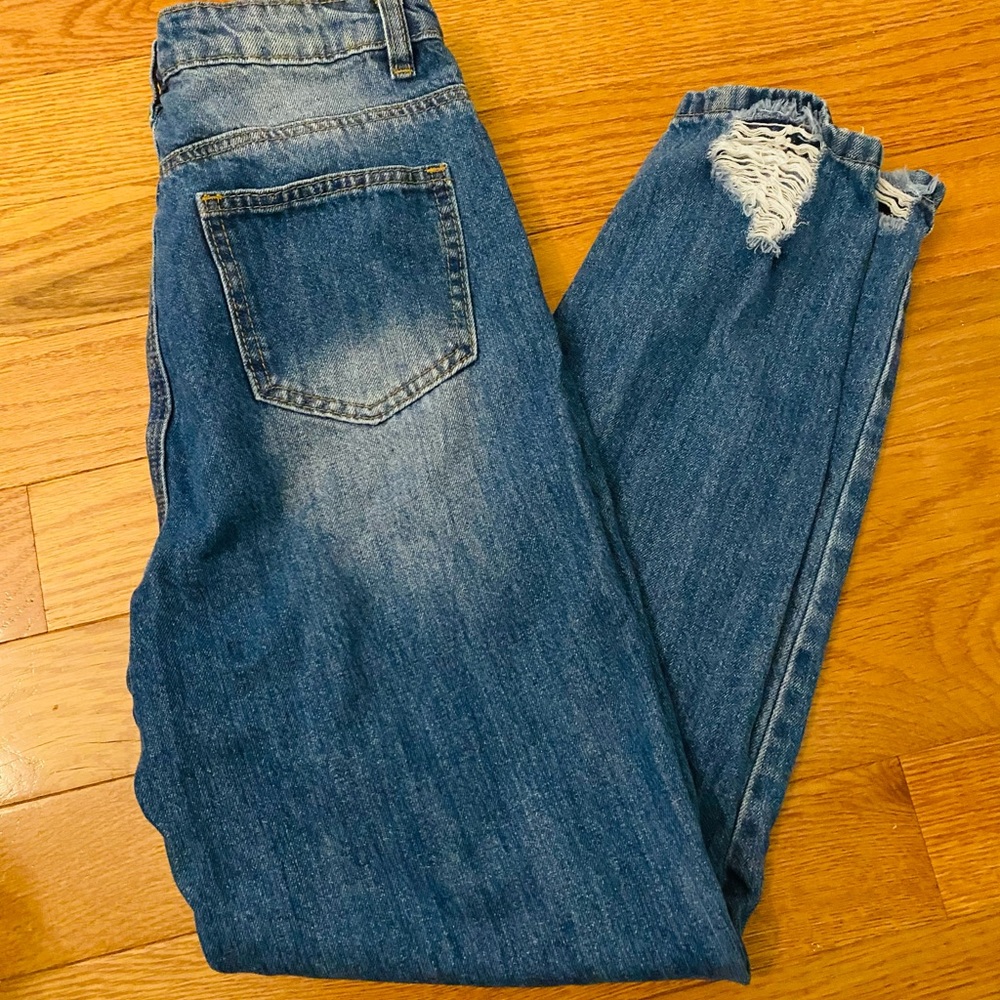 Missguided Ripped Jeans - Picture 4 of 4
